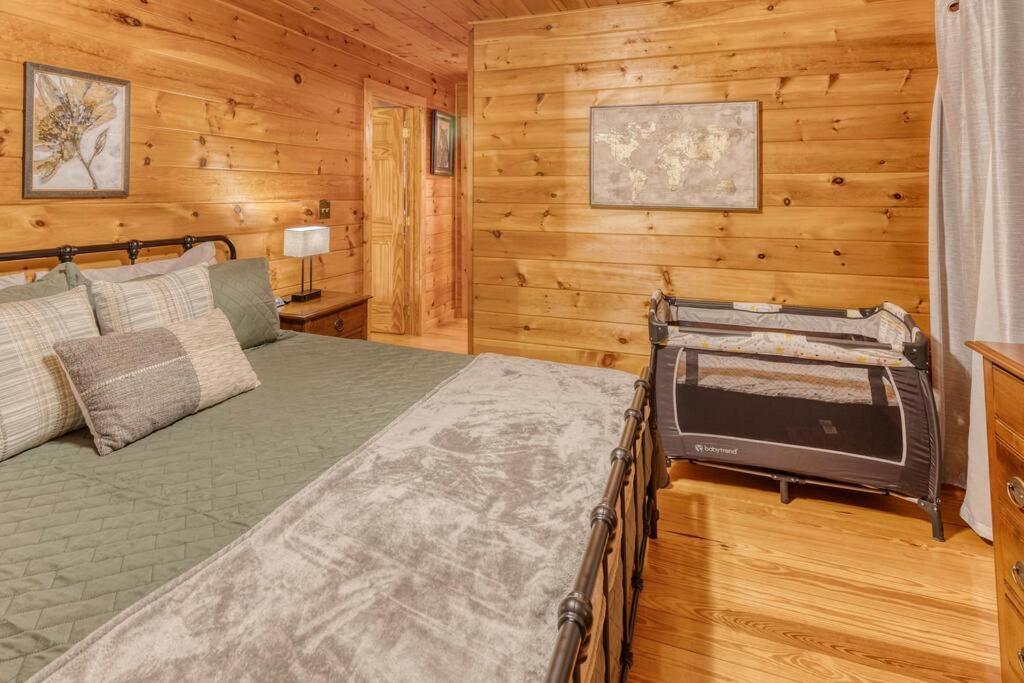 Mtn Cabin Sleeps 10 - 5 Mins To Fishing & Camping 엘리제이 외부 사진