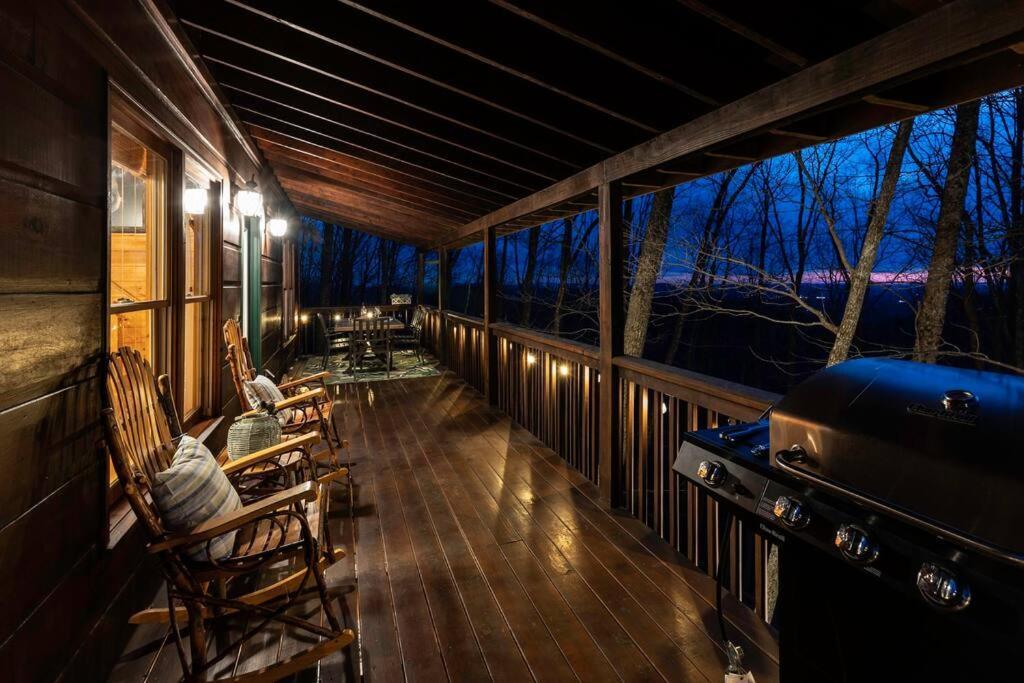 Mtn Cabin Sleeps 10 - 5 Mins To Fishing & Camping 엘리제이 외부 사진