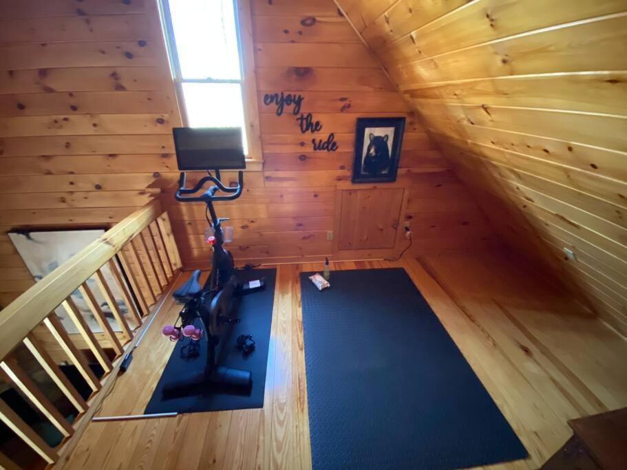 Mtn Cabin Sleeps 10 - 5 Mins To Fishing & Camping 엘리제이 외부 사진