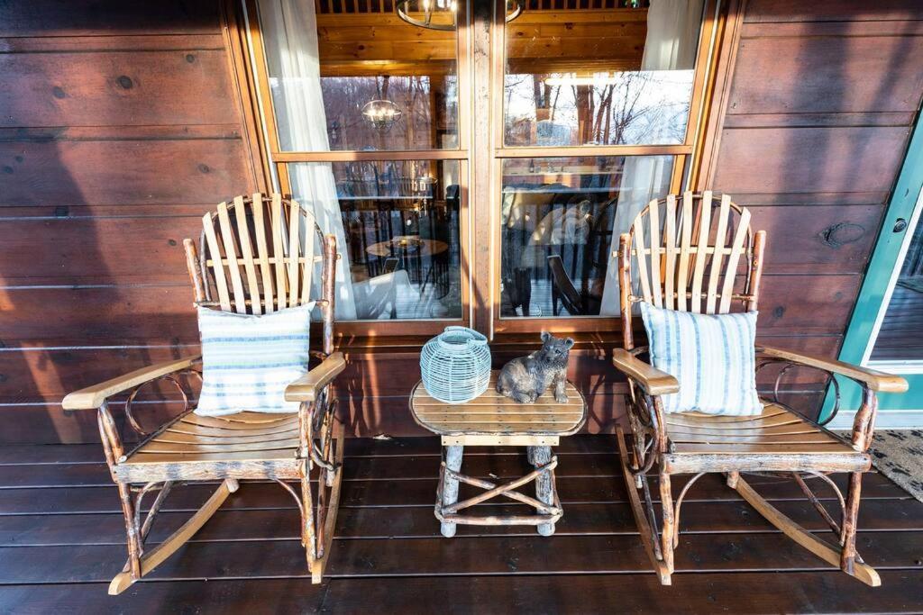 Mtn Cabin Sleeps 10 - 5 Mins To Fishing & Camping 엘리제이 외부 사진