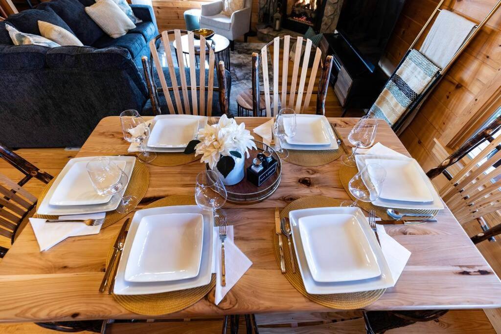 Mtn Cabin Sleeps 10 - 5 Mins To Fishing & Camping 엘리제이 외부 사진